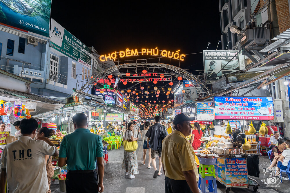 富國島夜市,富國夜市,富國島景點,富國島旅遊,富國島自由行,富國島,越南富國島,富國島必逛,富國島換錢,富國島伴手禮